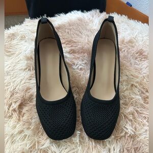 Shoes Knitted with heel